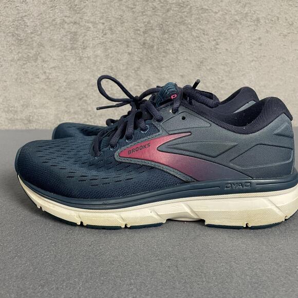 Brooks Shoes Womens Size 6 Blue Dyad 11 Running Sneakers Cushion Neutral - Picture 9 of 14